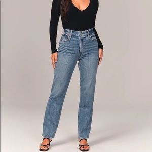 Curve Love Ultra High Rise 90s Straight Jeans